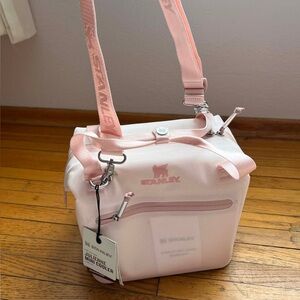 Stanley 10 Cans/7.4qt All Day Julienne Mini Bag Cooler in Rose Quartz